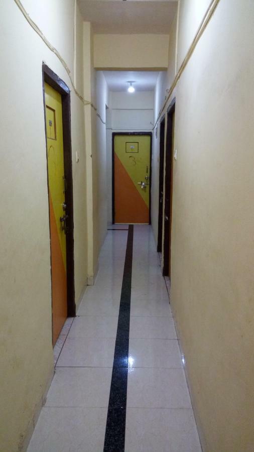 Hotel Sapna Lodge Vashi Екстер'єр фото